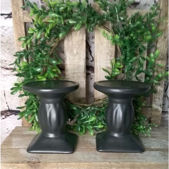 🖤 BLACK DISPLAY RISER 🖤 - Picture 2 of 3